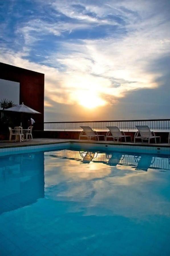 Apartamento Victoria Marina Flat 2203 - bairro nobre no melhor de Salvador e píer privado Exterior foto