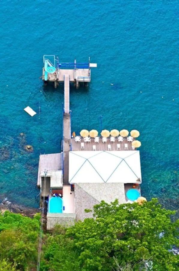 Apartamento Victoria Marina Flat 2203 - bairro nobre no melhor de Salvador e píer privado Exterior foto