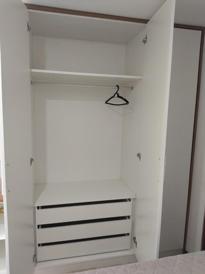 Apartamento Victoria Marina Flat 2203 - bairro nobre no melhor de Salvador e píer privado Exterior foto
